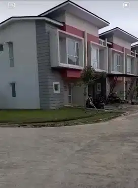 Rumah Minimalis , nyaman, dan asri