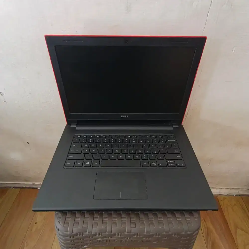 JUAL LAPTOP DELL INSPIRON 14 INTEL CORE i3-4005U RAM4GB,SSD128GB+HDD50