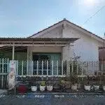 RUMAH DI KELURAHAN SEKARDANGAN, SIDOARJO