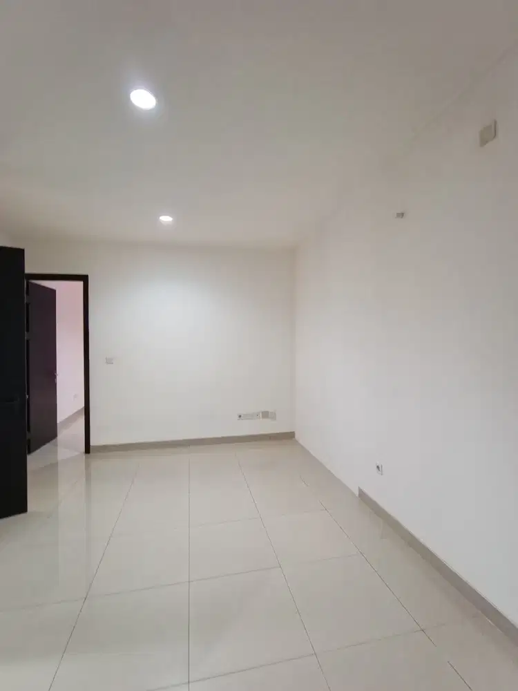 Disewakan condo house, lantai 2