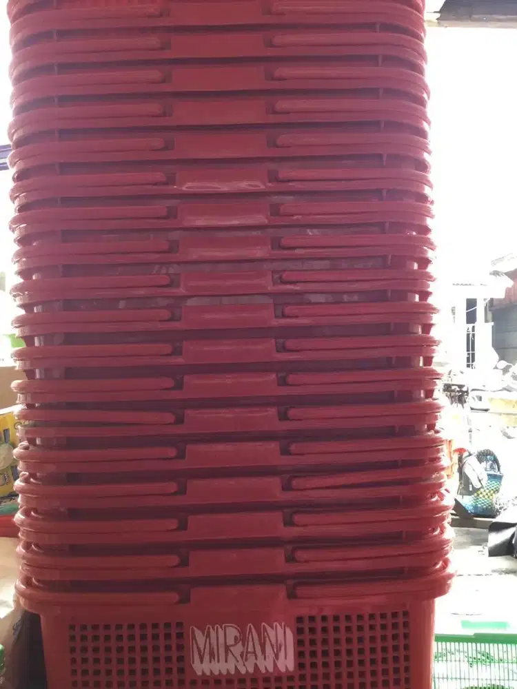 Keranjang swalayan MIRANI merah