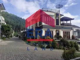 Dijual Villa di Jalan Kusuma Pinus, Pesanggrahan Batu