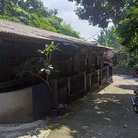 Kontrakan 5 Pintu Pinggir Jalan Dilalui Angkot di Pondok Ranggon