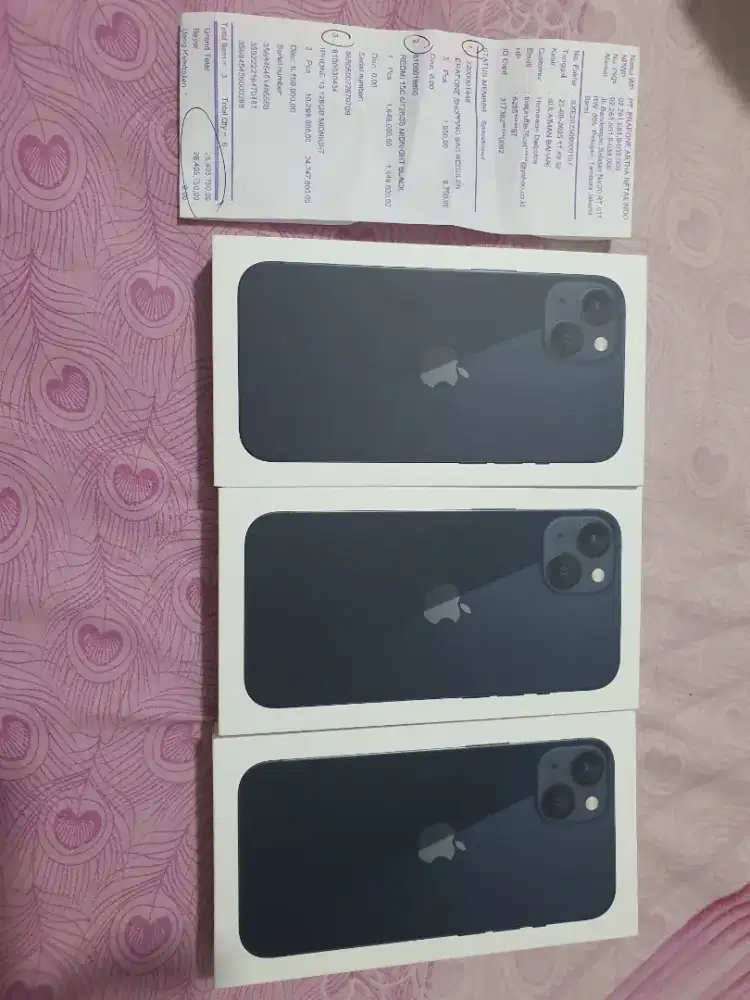 Iphone 13 128gb garansi ibox 1 tahun green peel PAA ada nota erafone