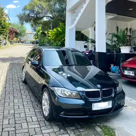 BMW E90 320i 2008 Bensin