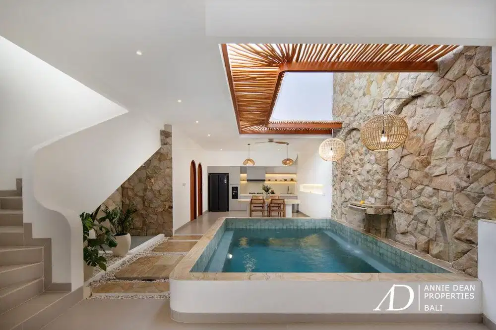 FREEHOLD / LEASEHOLD 2-BEDROOM MEDITERRANEAN-STYLE VILLA IN BERAWA