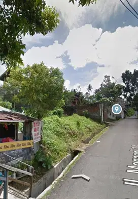 Dijual murah tanah di Jln Mogandi Malalayang Satu komplex Kantor Camat