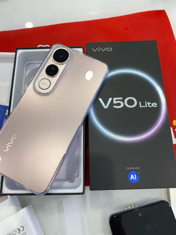 Vivo V50lite 8+8/256gb