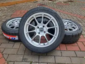 Jual Murah 1 Set Velg TC105X Ring 15 Pcd 4X100 + Ban SX2 195/50 R15