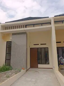 Rumah posisi Hook luas besar 90m² harga terjangkau