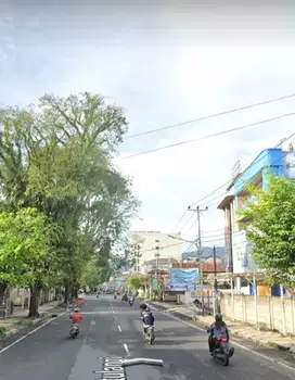 Dijual gedung dan tanah lokasi strategis eks Bank di Jln Sam Ratulangi