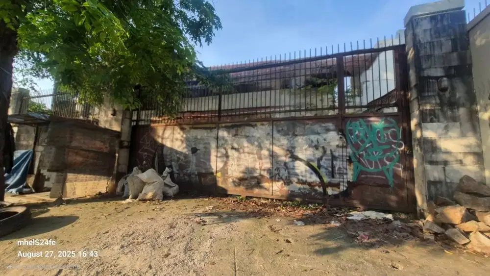 Rumah luas tanah 576 dekat dengan stasiun bekasi di bekasi utara