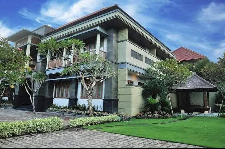 Rumah Mewah Moh Yamin Renon Denpasar Bali