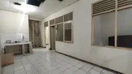 Rumah 1 lantai di Komplek Kurdi