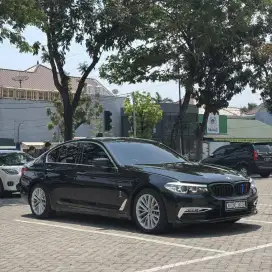[KM 23RB] BMW 530I CKD AT 2018