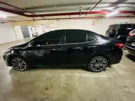 Toyota corolla Altis 1.8 V/AT 2014