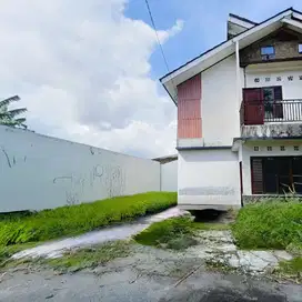 Rumah murah 2 lantai kondisi apa adanya di Tohudan