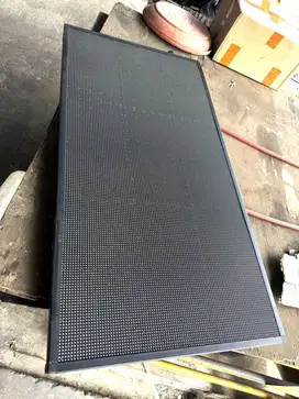 Gajadi pakai Vehicle V-Tron LED Videotron layar monitor video tron