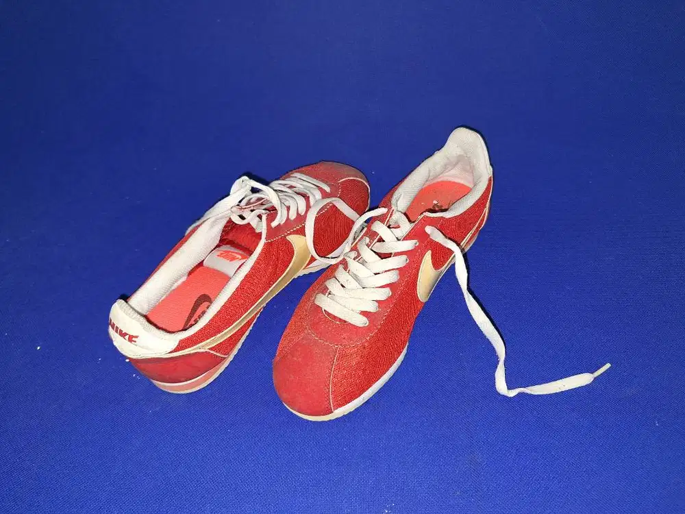 Buat YTTA (Footwork picante red - 6.5W-12W)