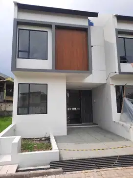 Rumah Cluster Antapani 2 lantai free ppn ajb bn notaris free acdijual