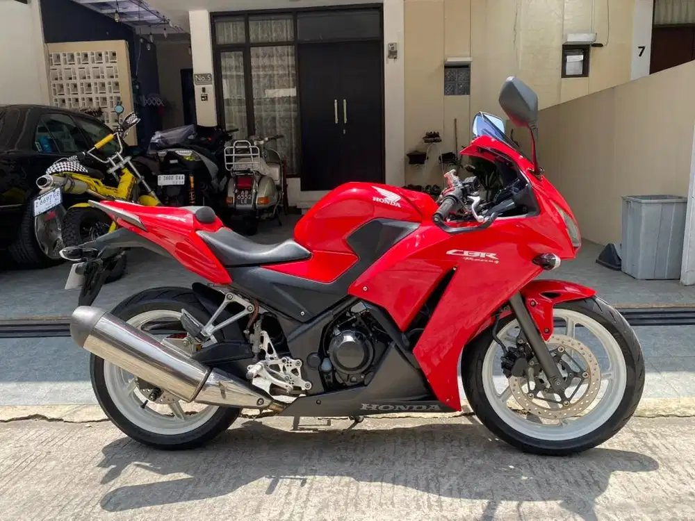 CBR 250 R K33 Mint Condition!