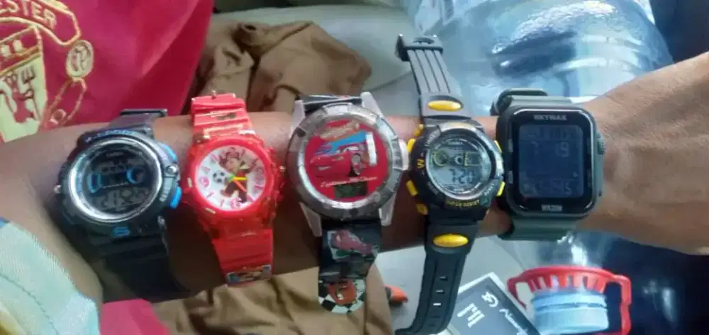 Di jual aja murah meriah wa dan hp  yg cetat dia dapat