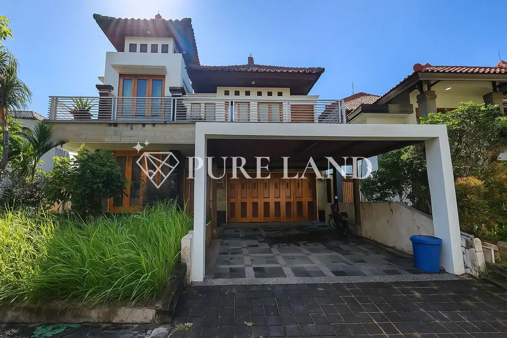5BR Luxurious House in North Sanur