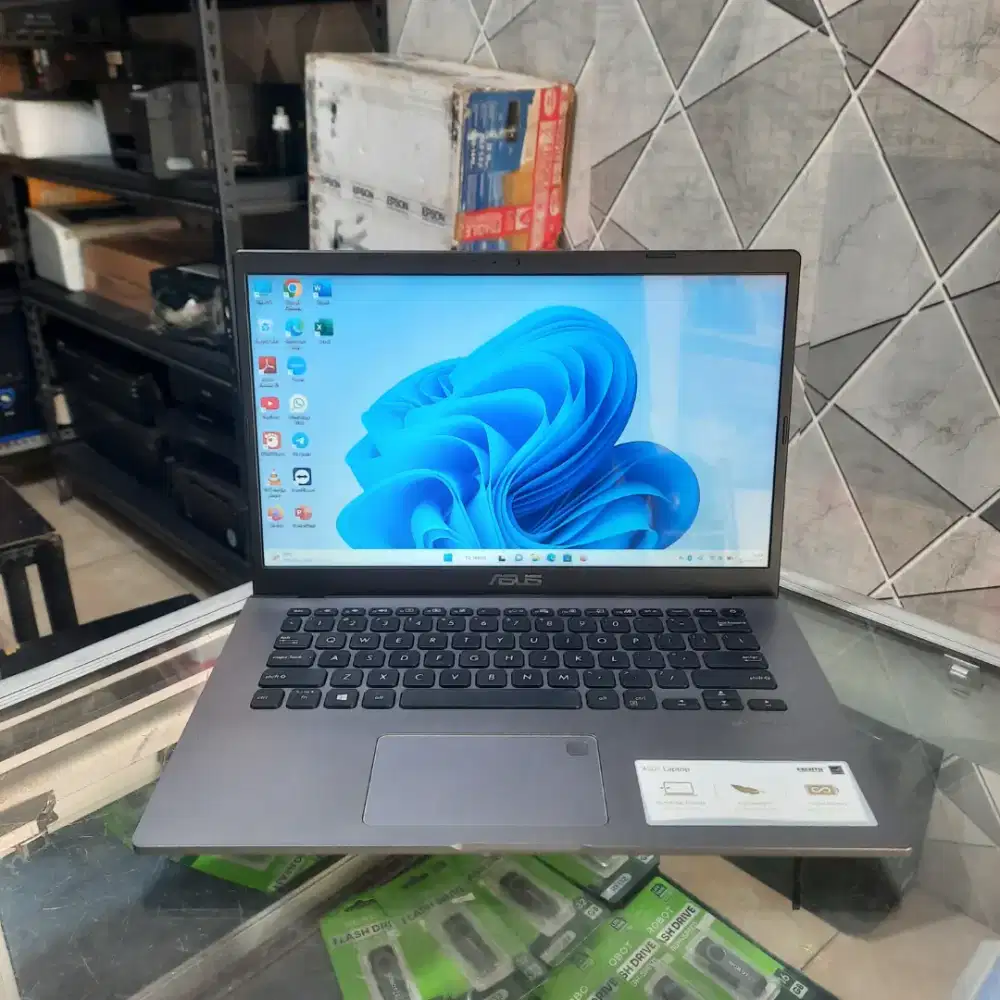 Asus X409M, Celeron N4000, RAM 8GB, SSD 128GB, HDD 500GB, 14 inch