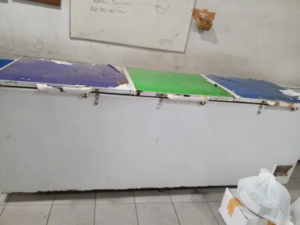 Freezer sansio tebel 3 pintu normal Monggo cek
