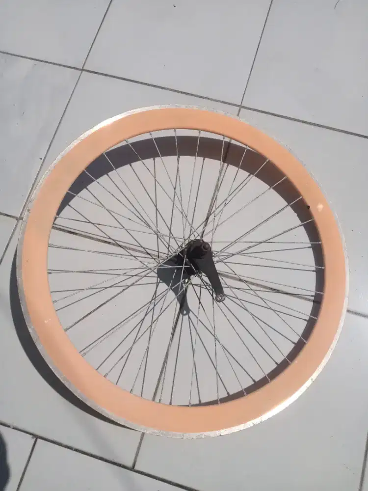 Velg belakang sepeda fixie torpedo