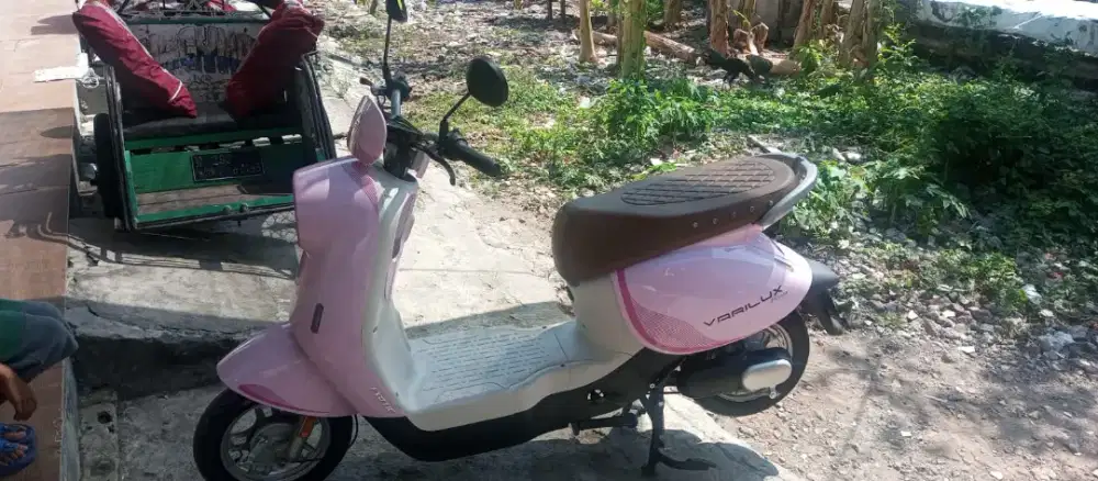 Sepeda listrik varilux