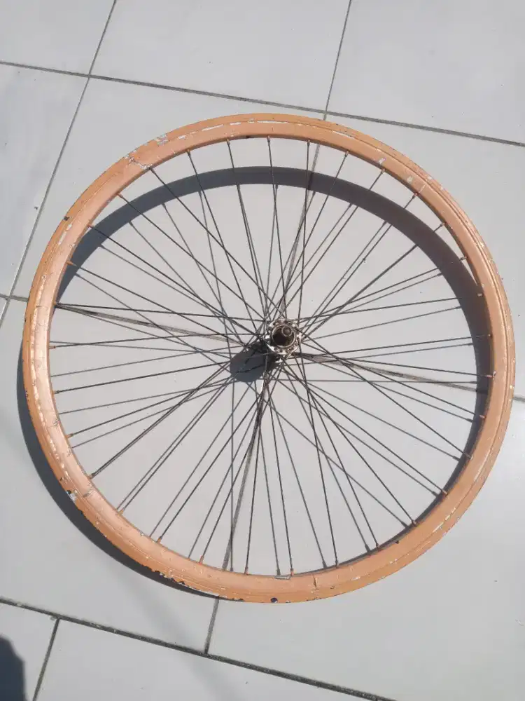 Velg depan sepeda fixie