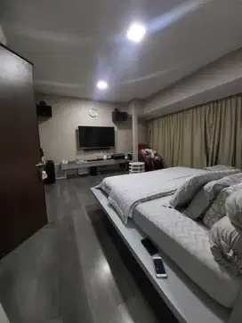DIJUAL RUMAH FURNISH HADAP BARAT DAYA HARGA TERMURAH DI CITA GARDEN 6