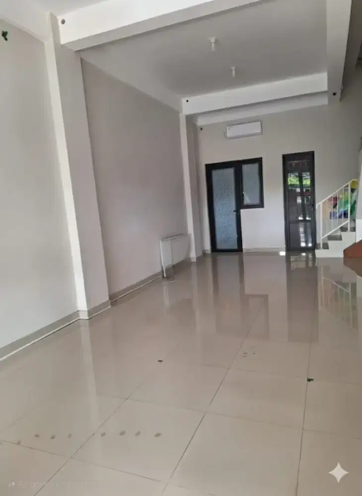Disewakan lantai 1 ruko One Five Grand Kenjeran