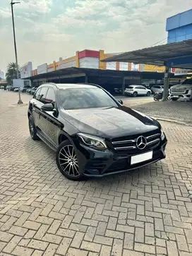 MERCEDES BENZ GLC 200  2019 AT HITAM