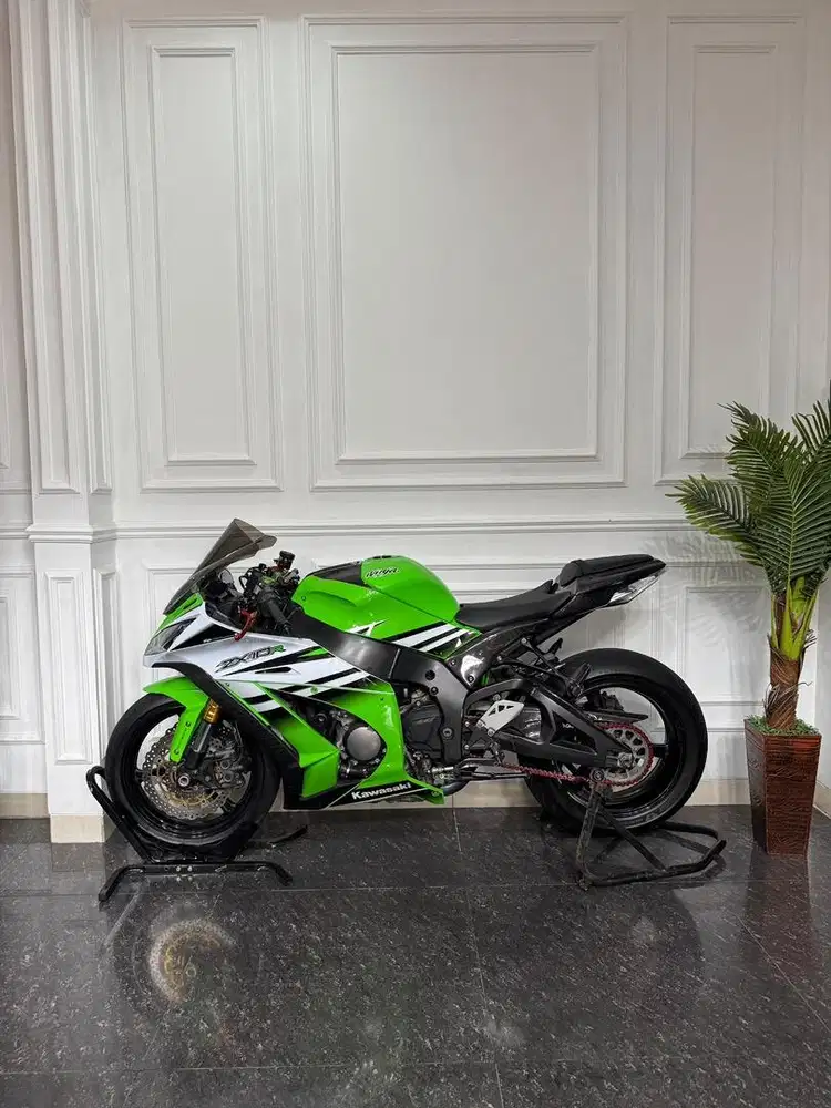 KAWASAKI ZX10R 2015