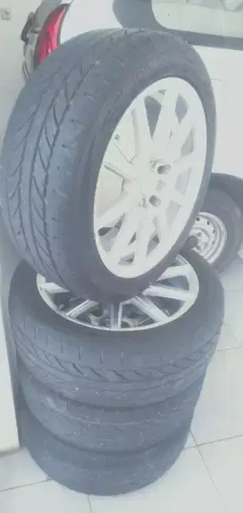 jual velg dan ban 75% ring 17