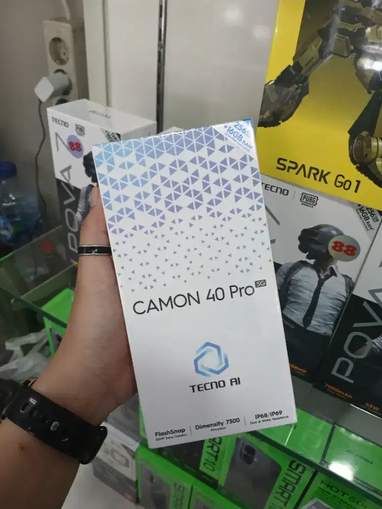 TECNO CAMON 40 PRO 8/256