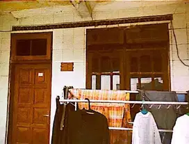 RUMAH DI TAMBAK WEDI, KENJERAN SURABAYA