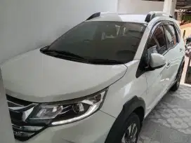 Honda BR-V 1.5 E Bensin-MT 2019 Putih