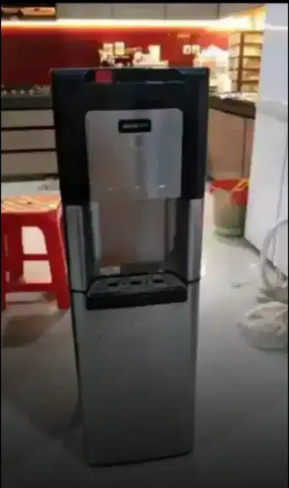 Dispenser Merk Sharp