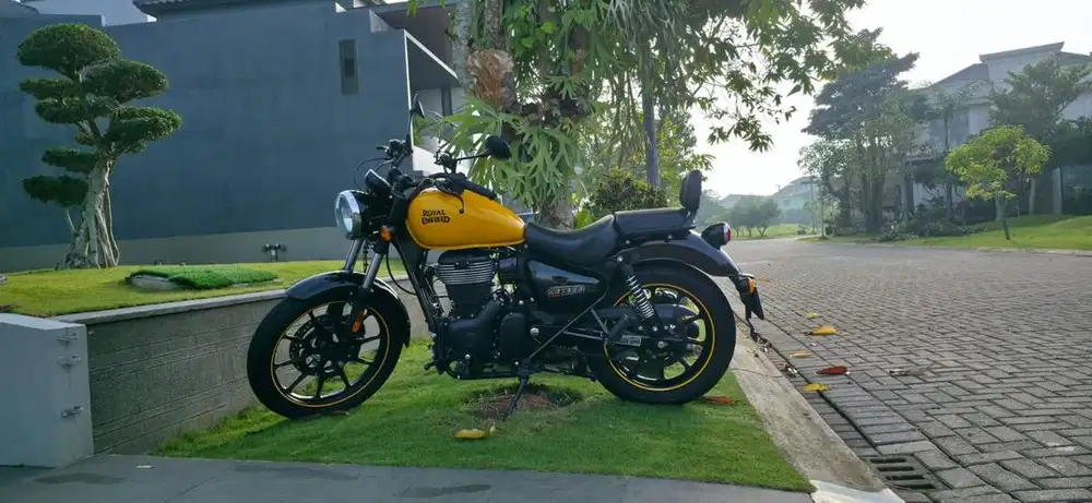 Meteor Enfiled Metor 350