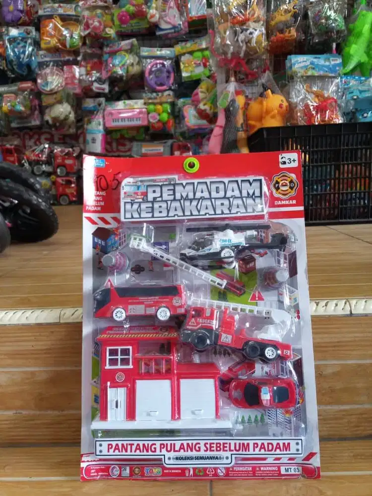 mainan anak set pemadam kebakaran
