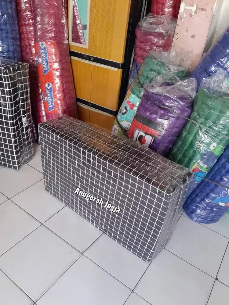 kasur busa  lipat 80x5x200 cm