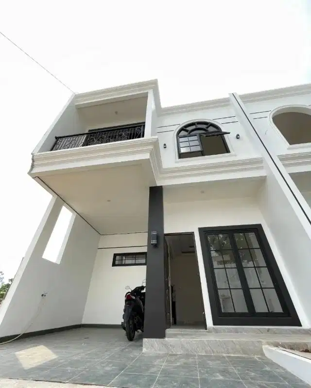 Rumah Mewah 2 Lantai Lokasi Strategis Selangkah Ke Jakarta