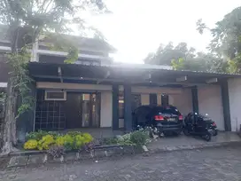 Dijual Rumah Lingkungan Cluster Elite - Gajahan Colomadu Karanganyar