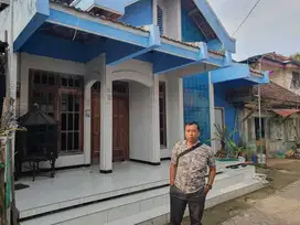 RUMAH DI KELURAHAN GEDANGAN, SIDAYU GRESIK