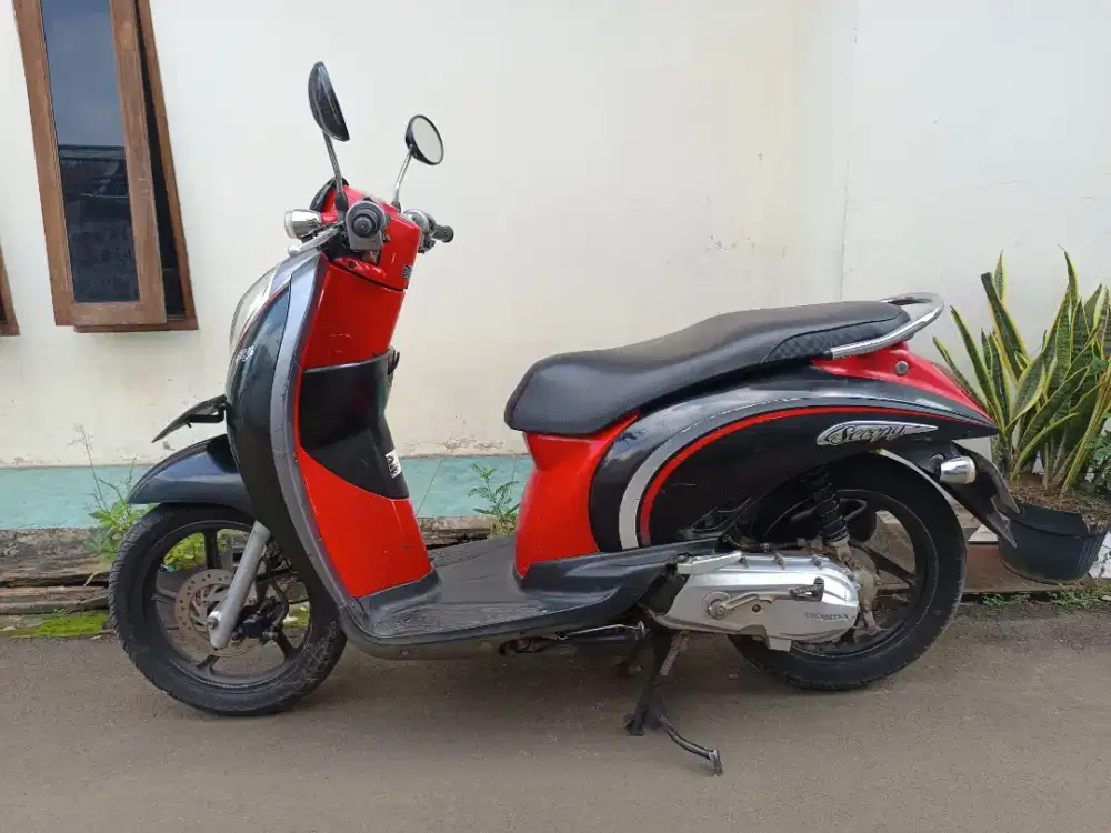 Honda scoopy karbu 2012 mesin bagus