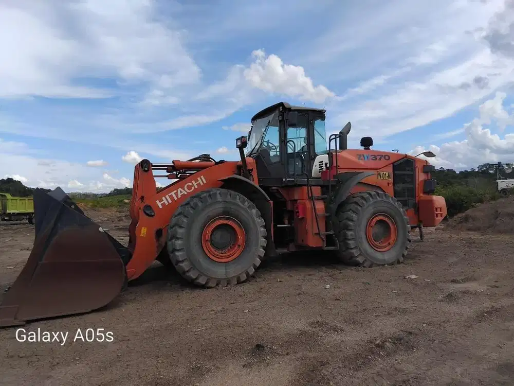 Wheel Loader Hitachi ZW370-5A (8,5 kubik)