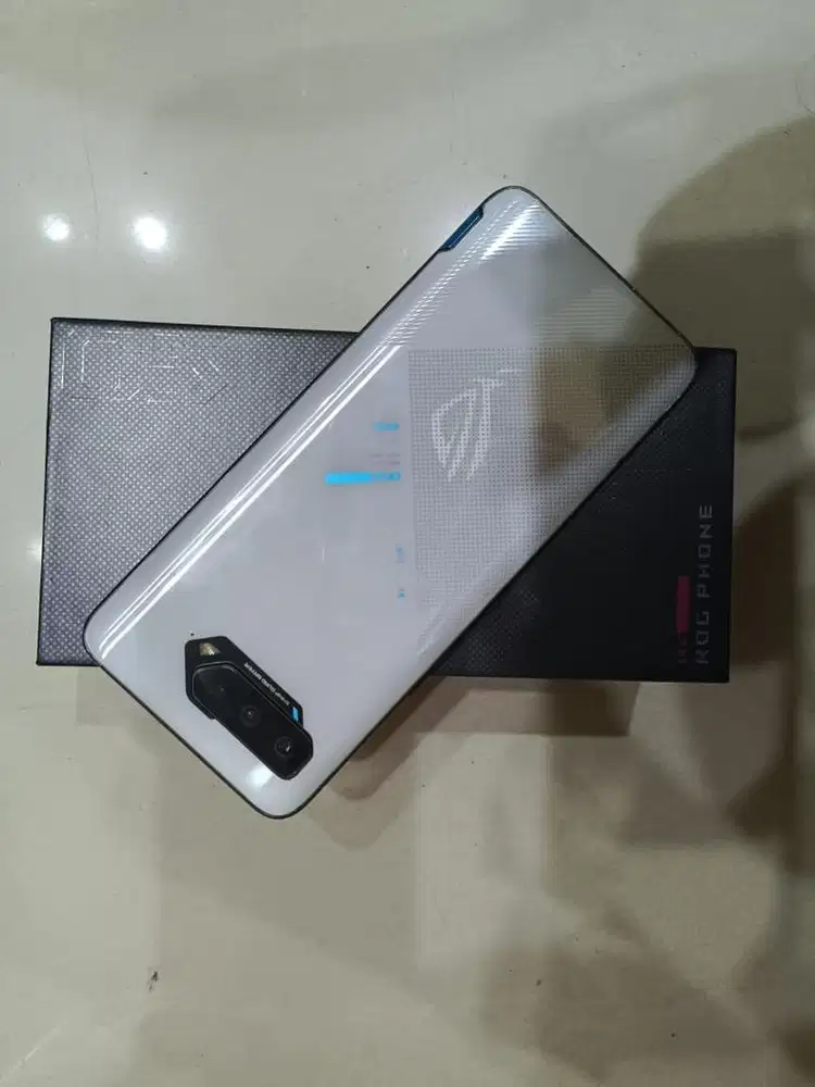 asus rog phone 5 ram 12/256gb fullset